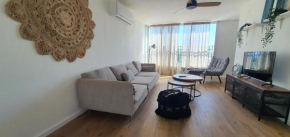 לוויס פלייס levis place 51